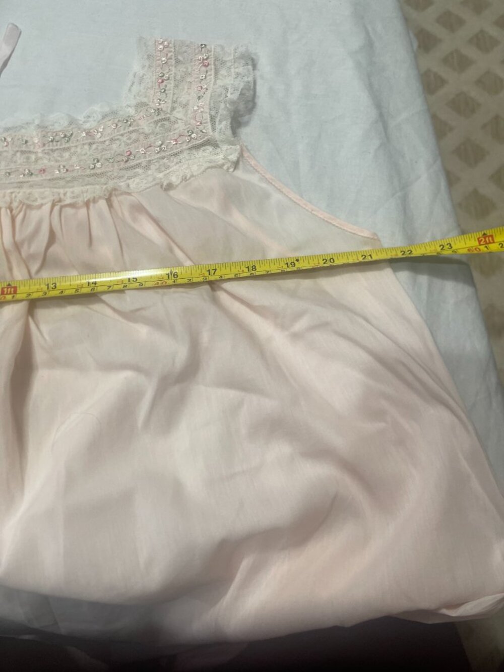 Vintage Unique Barbizon Peignoir Nightgown Robe Set Lace Embroidered Pink SZ M - Picture 11 of 11